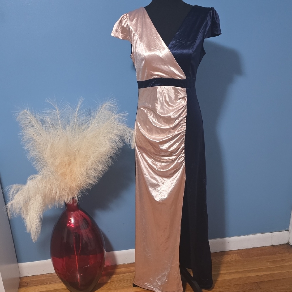 Elegant Two-Tone Evening Gown